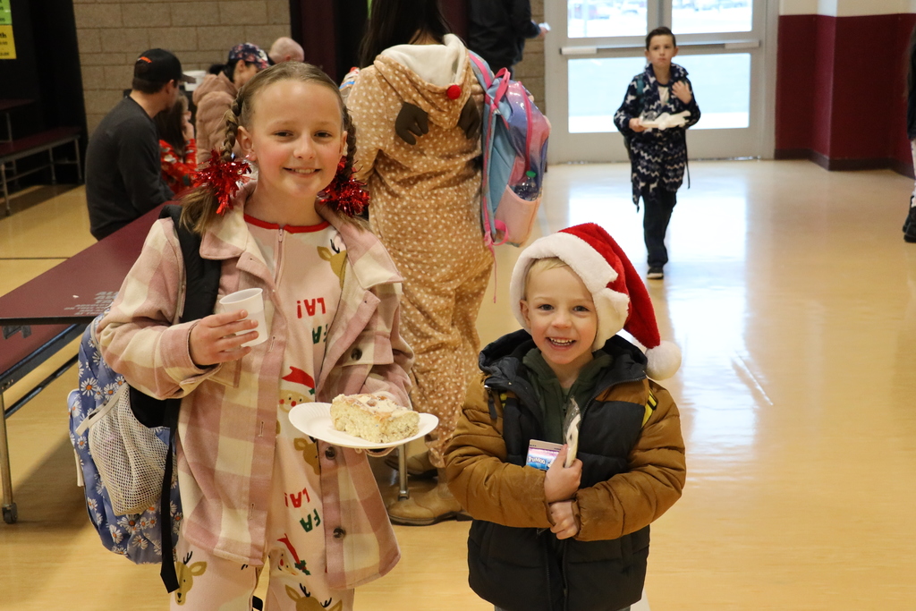 Iron Springs Elementary students dress in pajamas and Christmas attire.